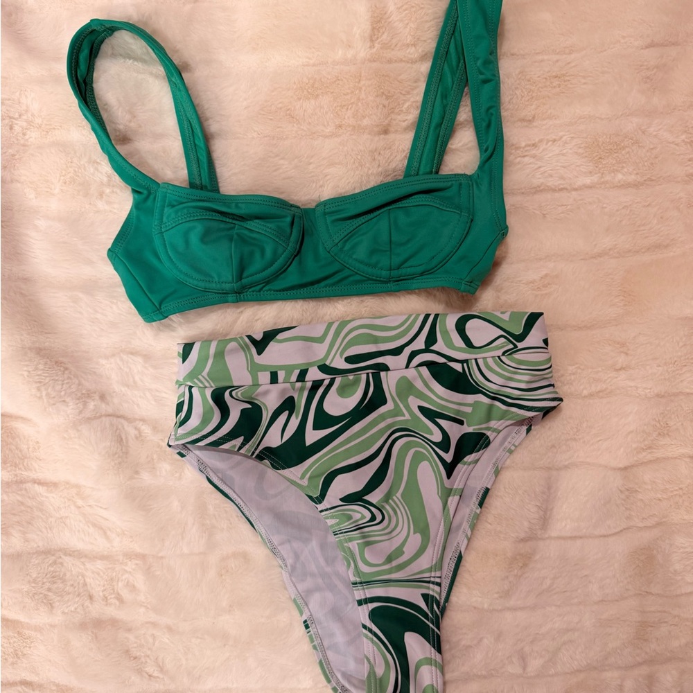 Green Two-Piece Swim Set with High-Waist Printed Bottom